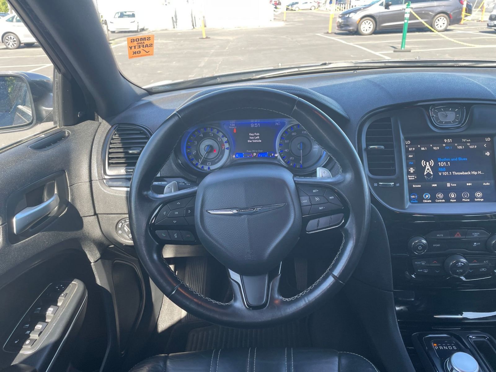 Thumbnail: 2020 Chrysler 300 - 33