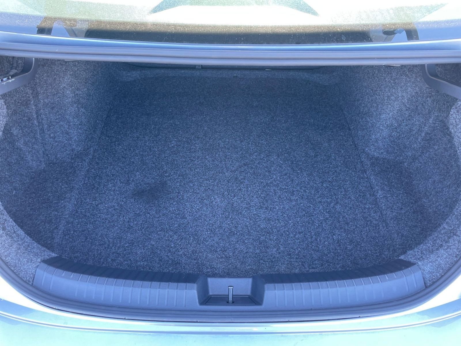 Thumbnail: 2025 Volkswagen Jetta - 31