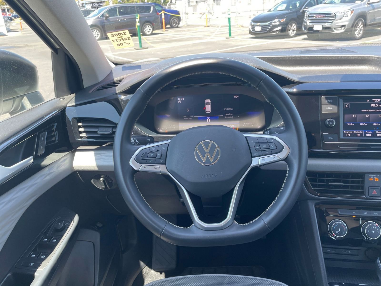 Thumbnail: 2024 Volkswagen Taos - 31