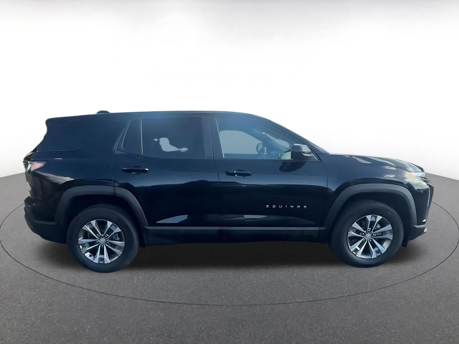Thumbnail: 2025 Chevrolet Equinox - 16