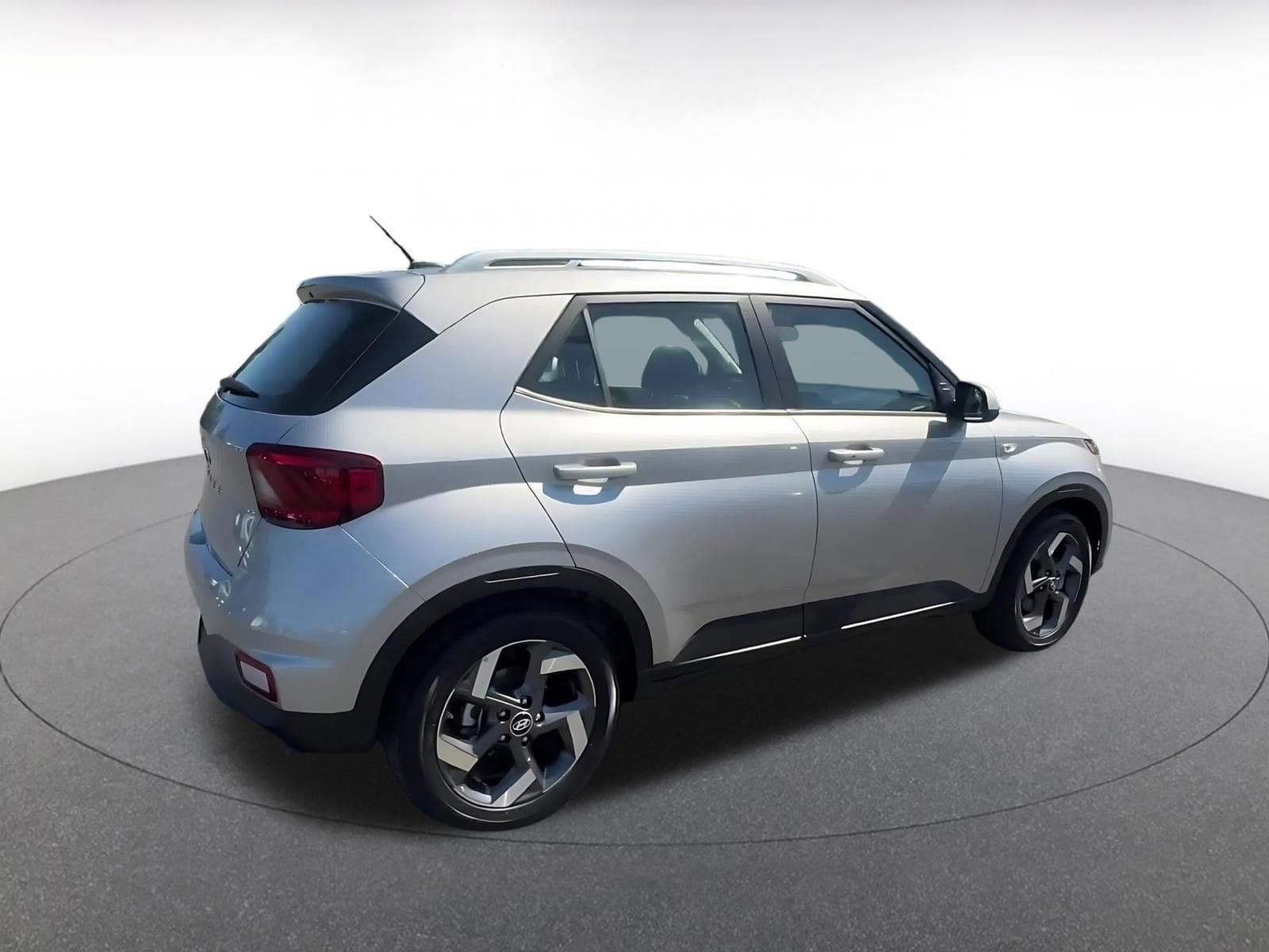 Thumbnail: 2025 Hyundai Venue - 15