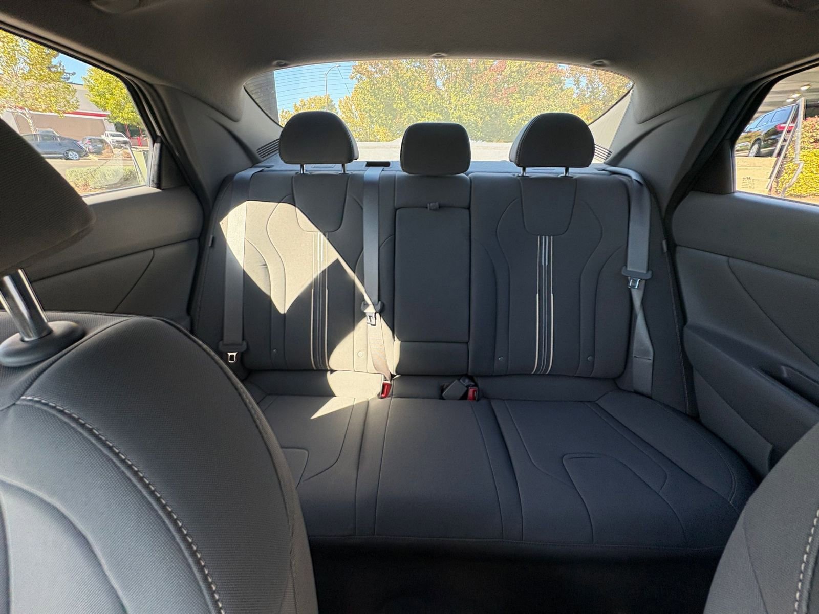 Thumbnail: 2025 Hyundai Elantra - 33