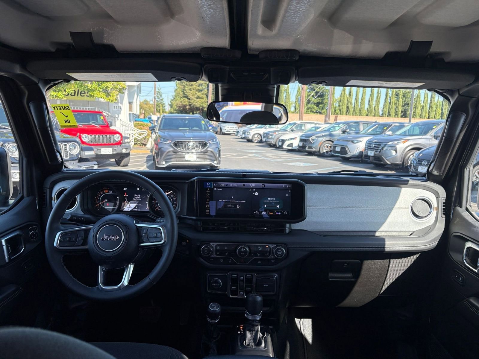 Thumbnail: 2025 Jeep Wrangler - 32