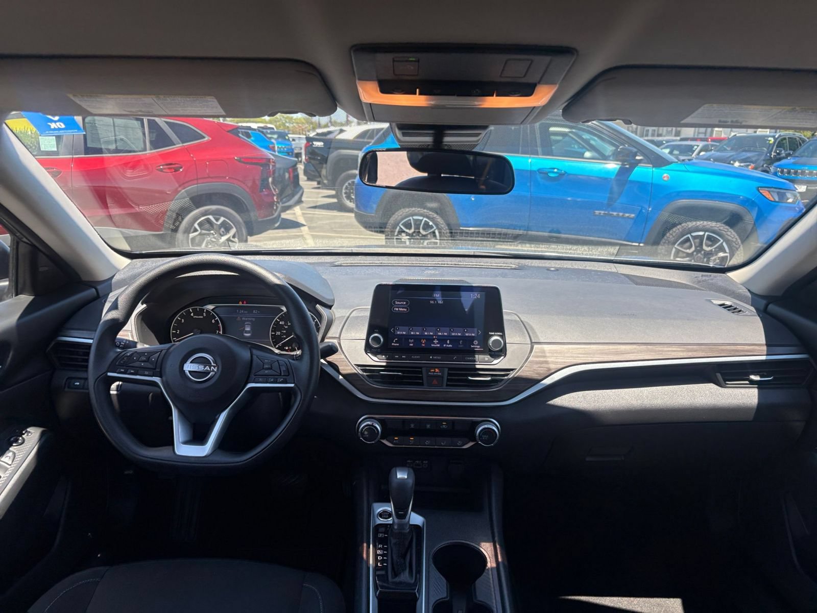 Thumbnail: 2025 Nissan Altima - 33