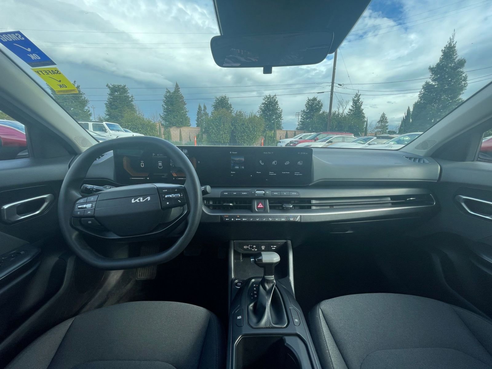 Thumbnail: 2025 Kia K4 - 28