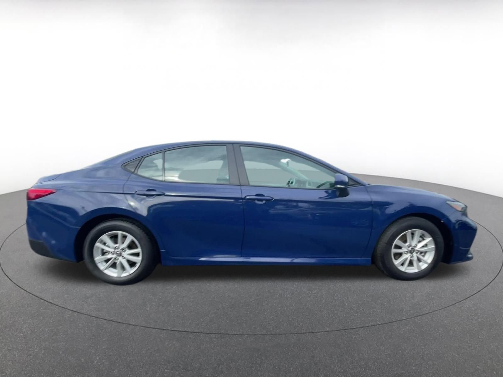 Thumbnail: 2025 Toyota Camry - 16