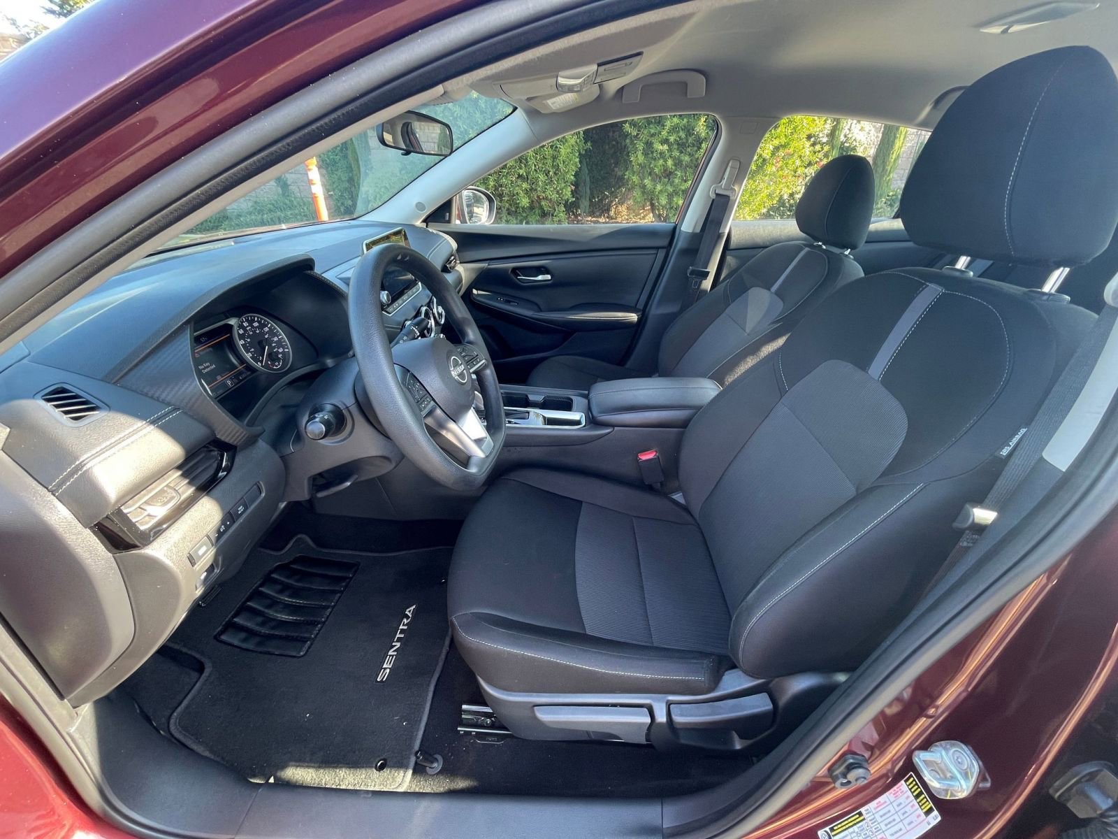 Thumbnail: 2025 Nissan Sentra - 24