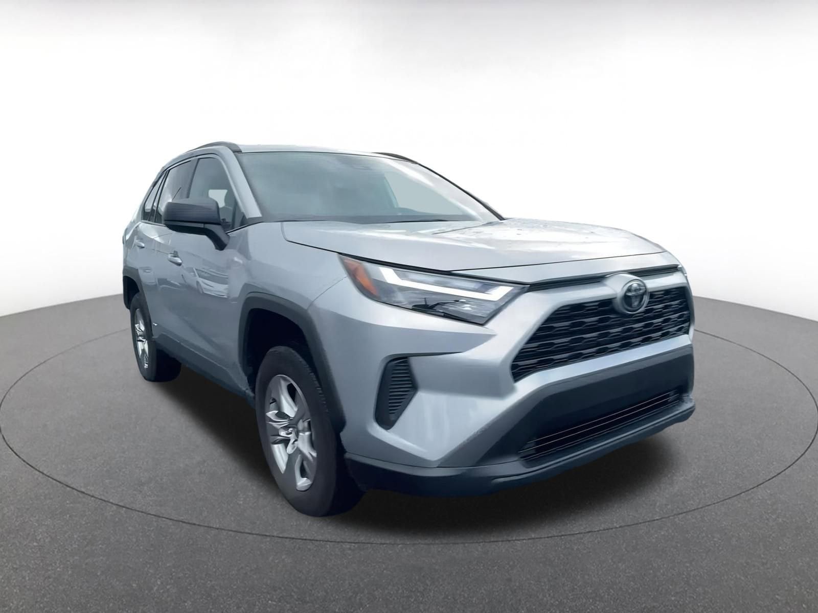 Thumbnail: 2025 Toyota RAV4 - 3