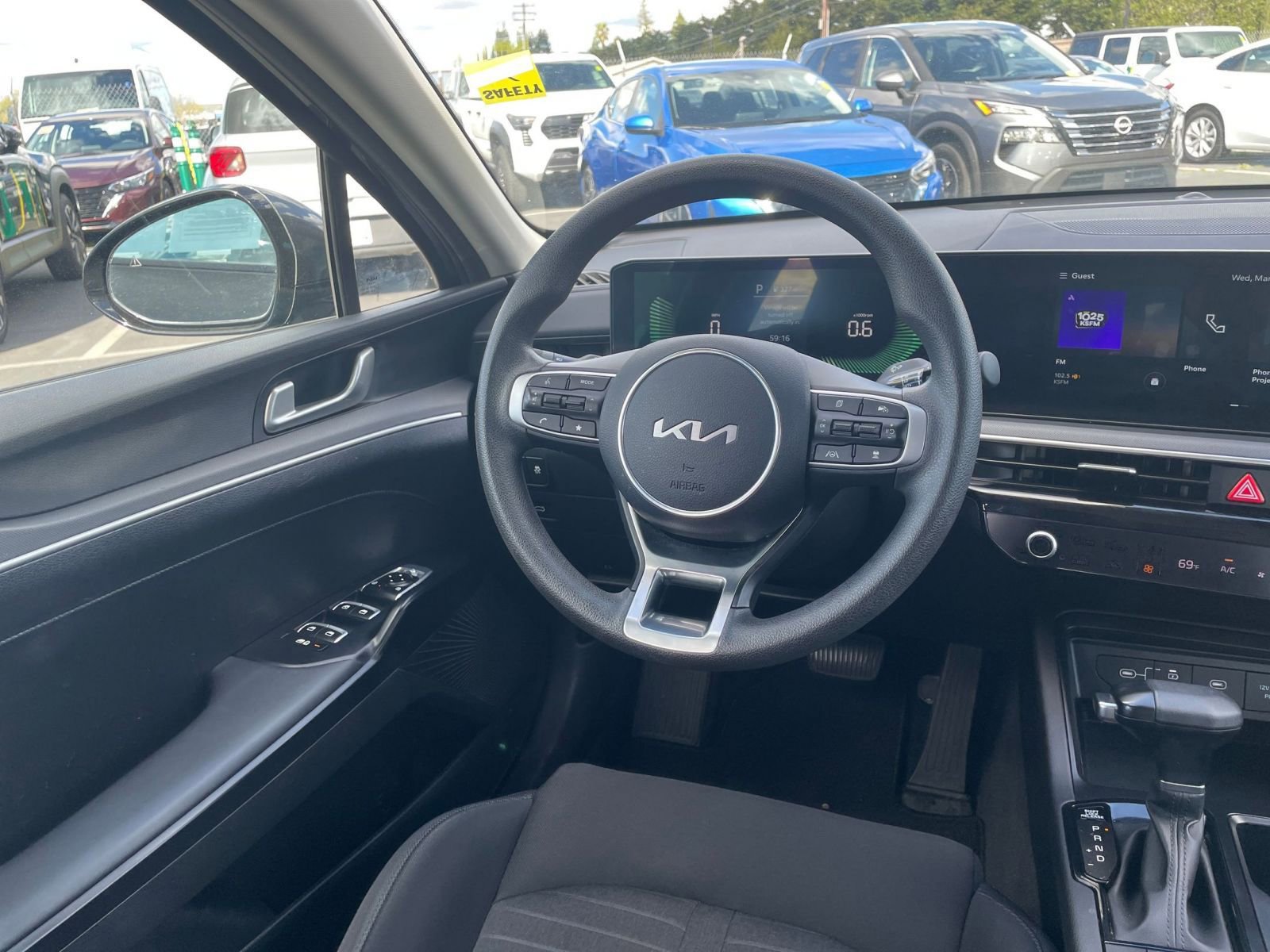 Thumbnail: 2025 Kia K5 - 28