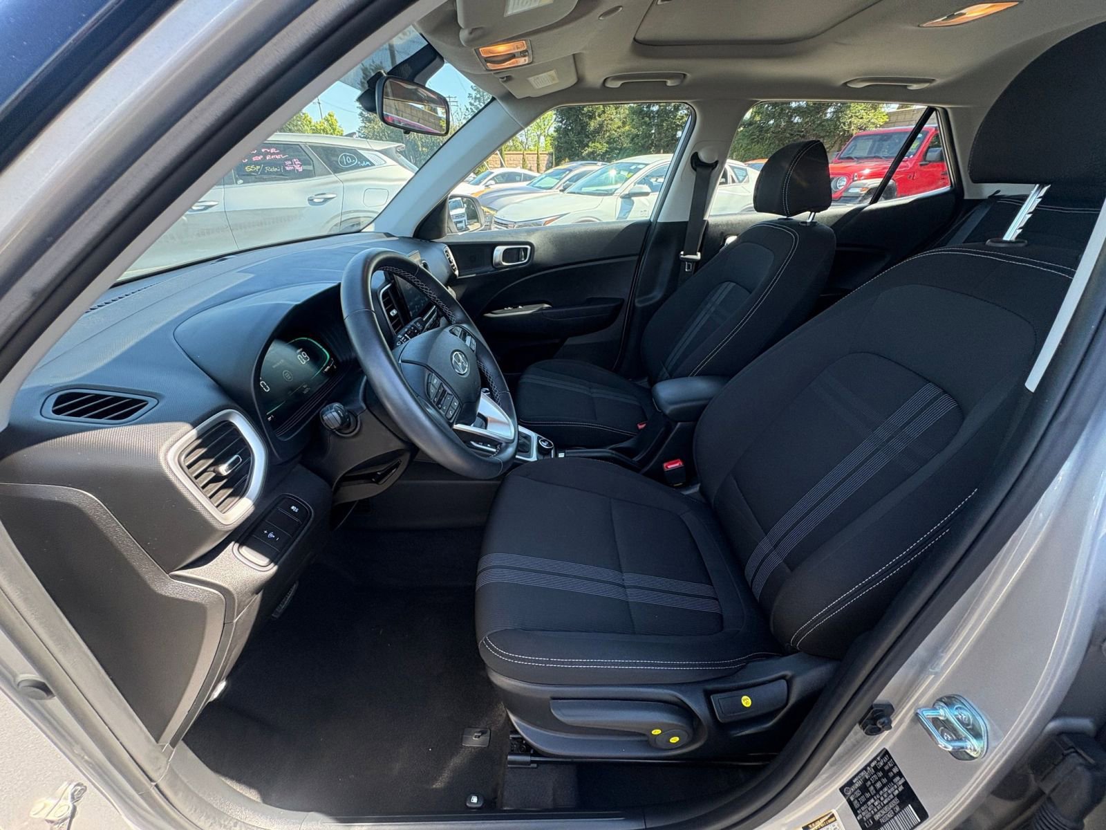 Thumbnail: 2025 Hyundai Venue - 24