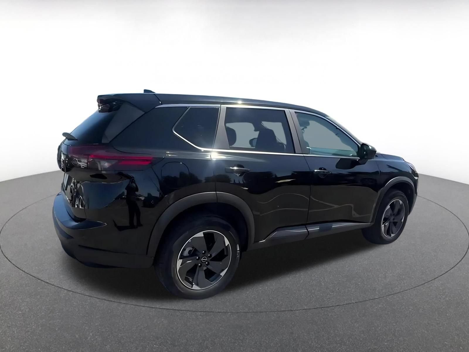 Thumbnail: 2025 Nissan Rogue - 15
