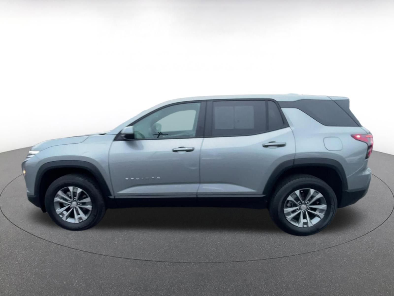 Thumbnail: 2025 Chevrolet Equinox - 9