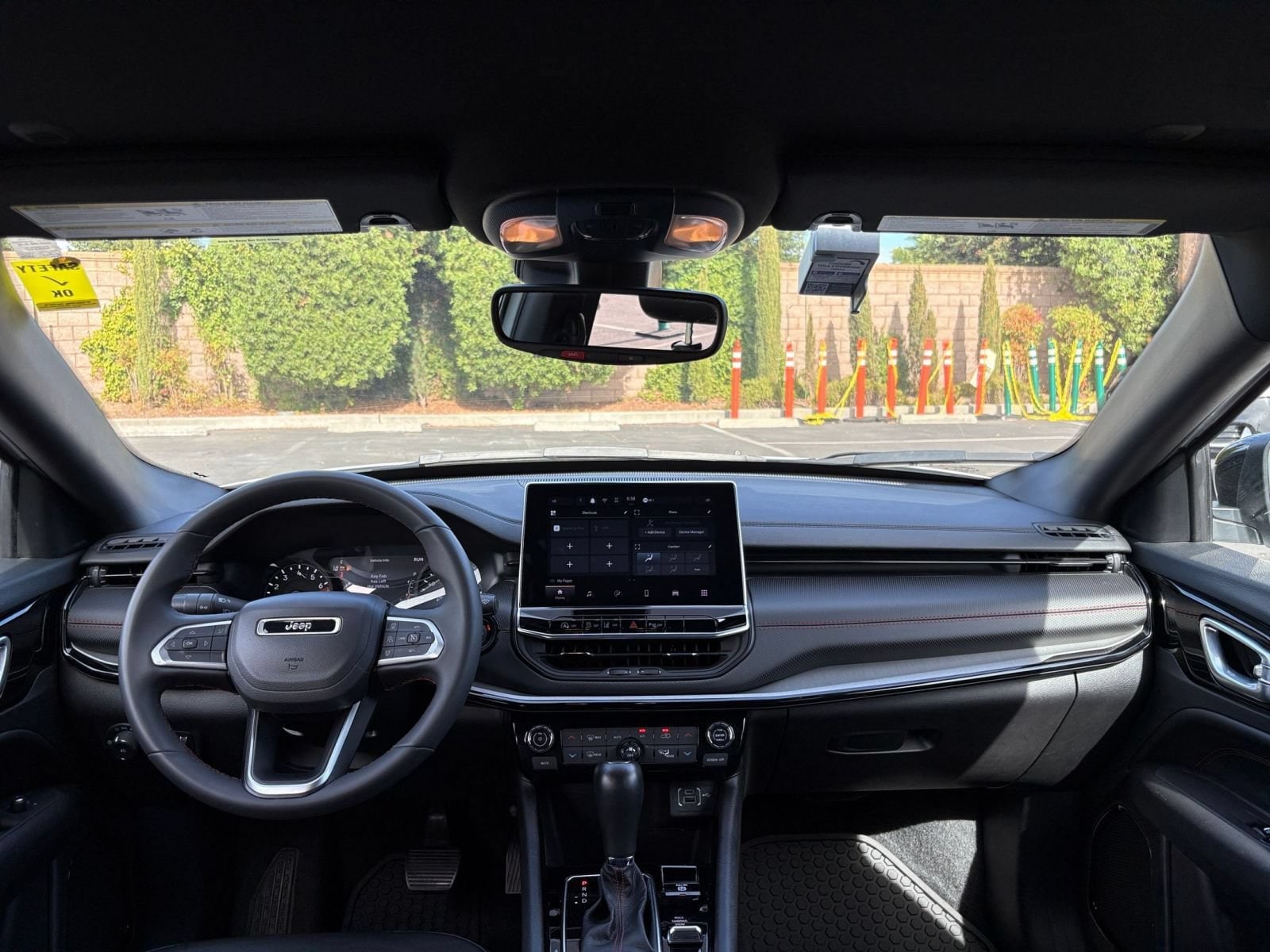 Thumbnail: 2025 Jeep Compass - 32