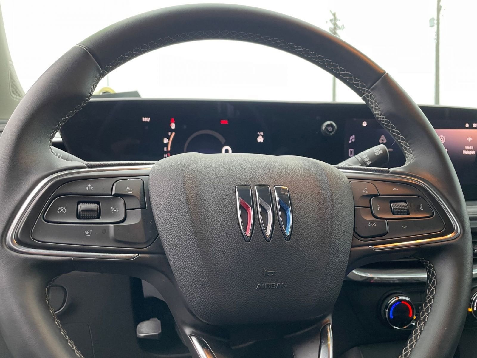 Thumbnail: 2025 Buick Encore GX - 28