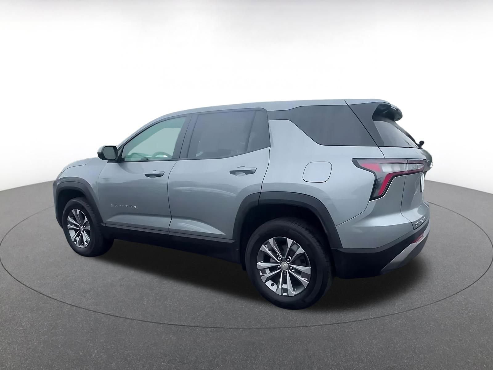 Thumbnail: 2025 Chevrolet Equinox - 10