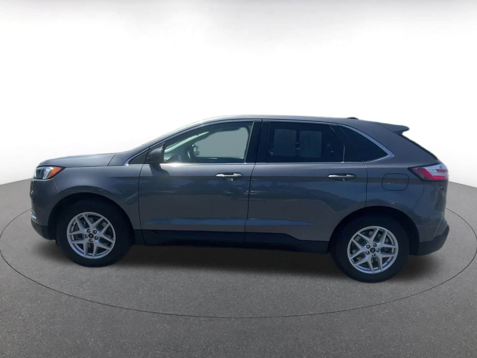 Thumbnail: 2024 Ford Edge - 9