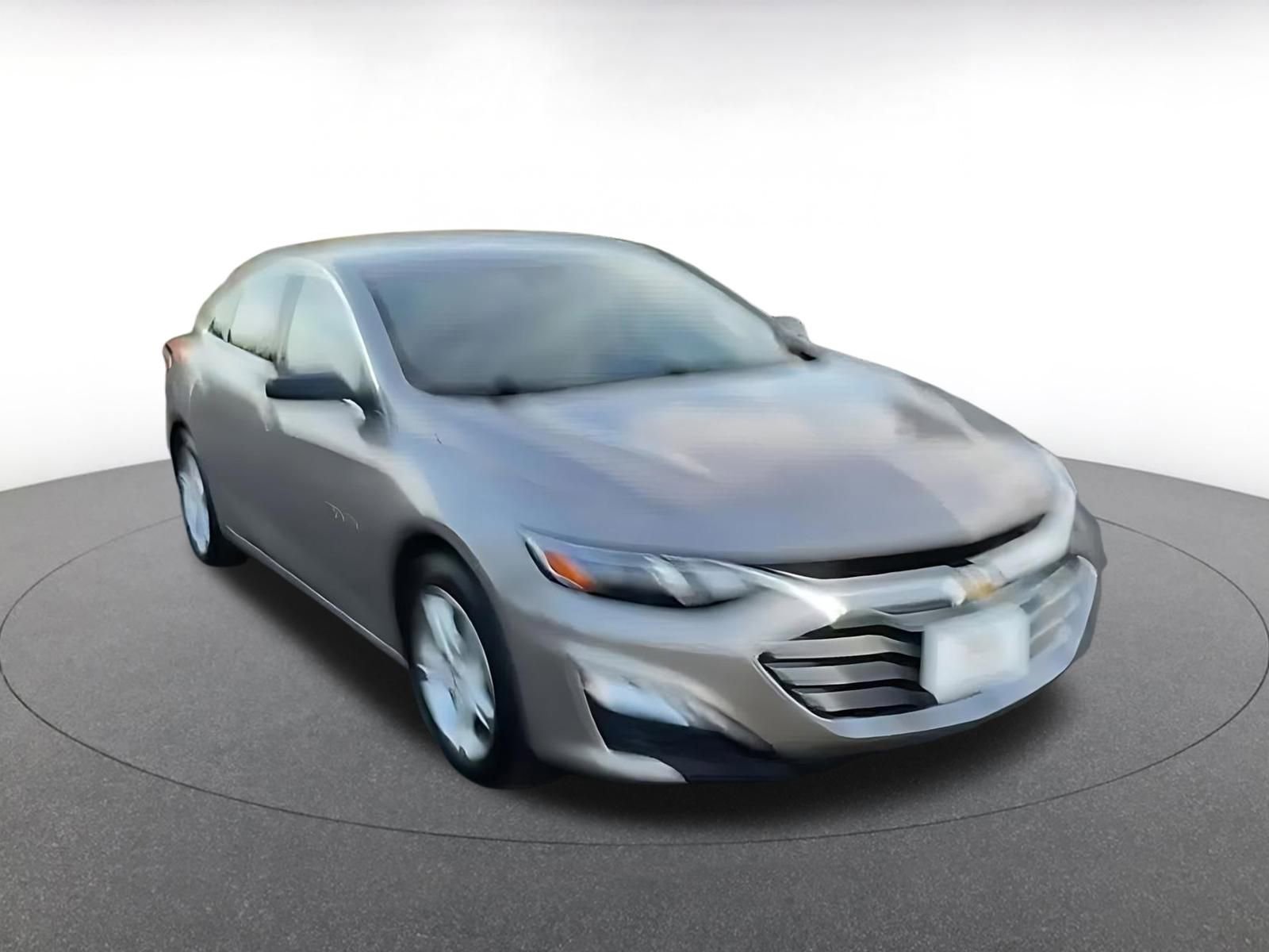 Thumbnail: 2023 Chevrolet Malibu - 3