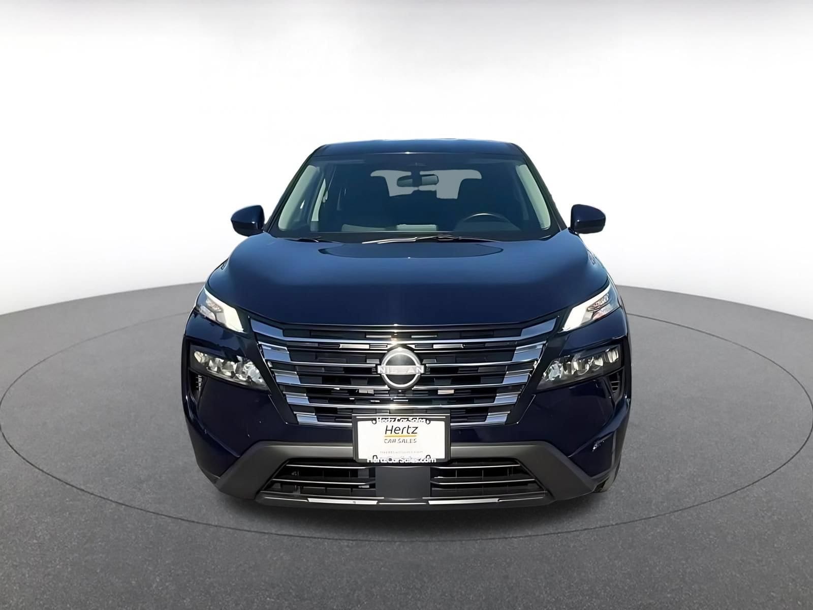 Thumbnail: 2025 Nissan Rogue - 4