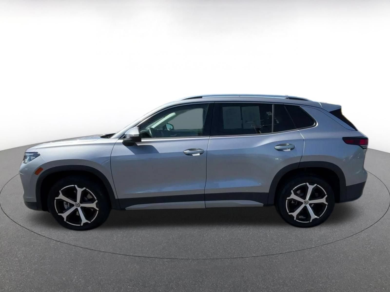 Thumbnail: 2026 Volkswagen Tiguan - 8