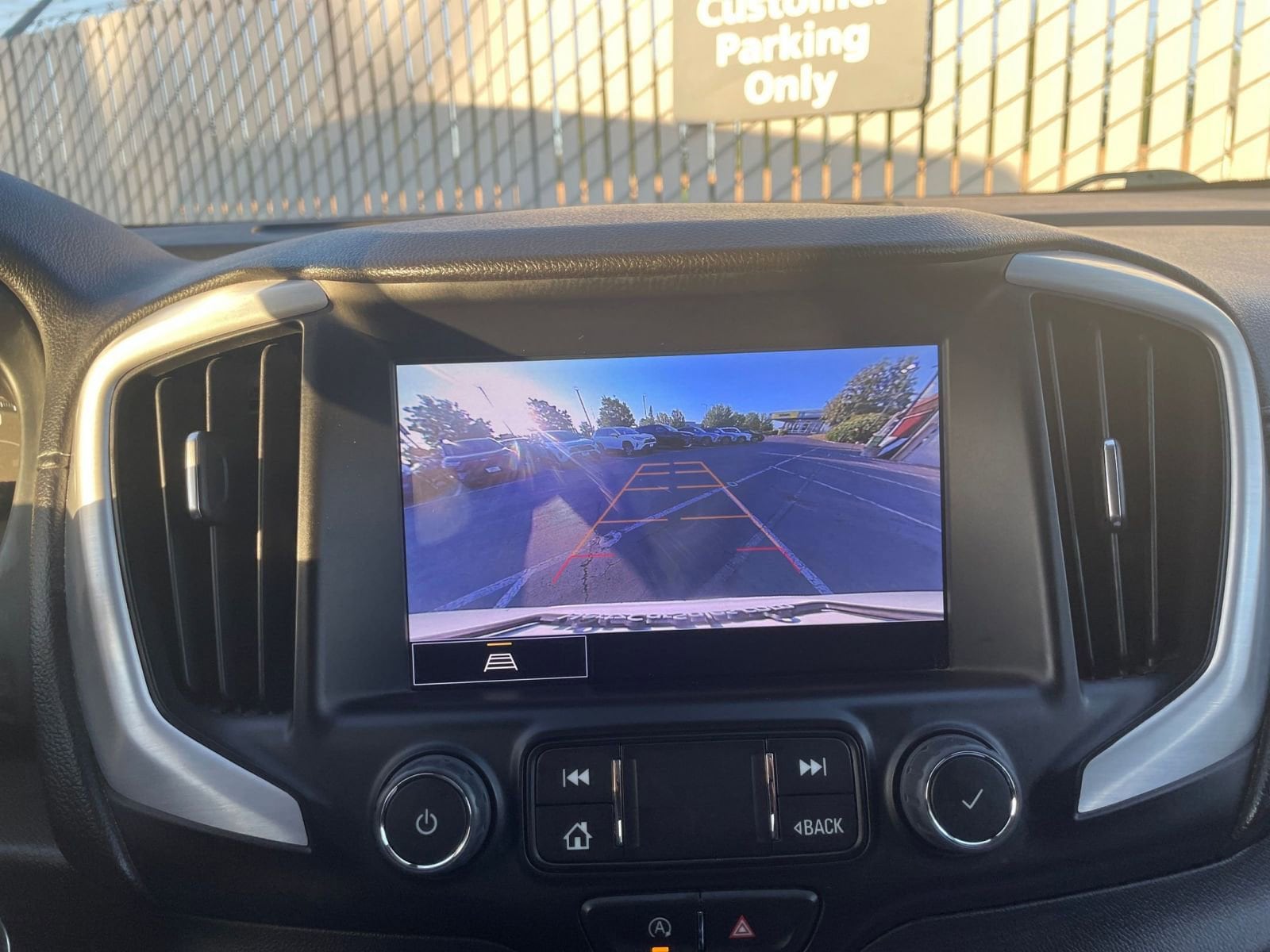 Thumbnail: 2023 GMC Terrain - 17