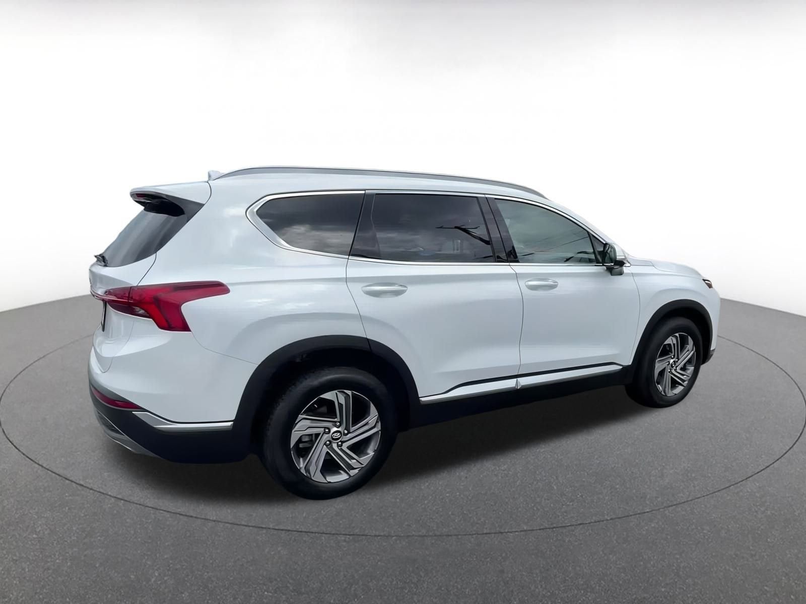 Thumbnail: 2023 Hyundai Santa Fe - 15