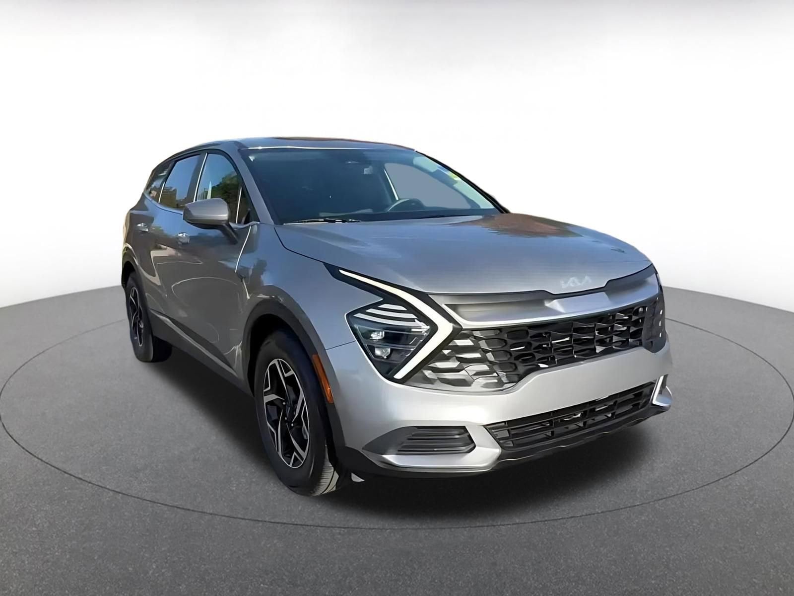 Thumbnail: 2025 Kia Sportage - 3