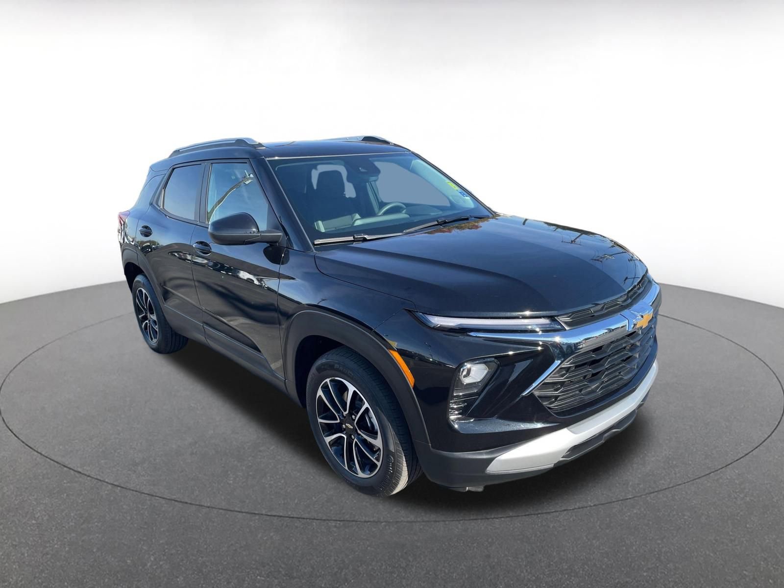 Thumbnail: 2025 Chevrolet TrailBlazer - 1