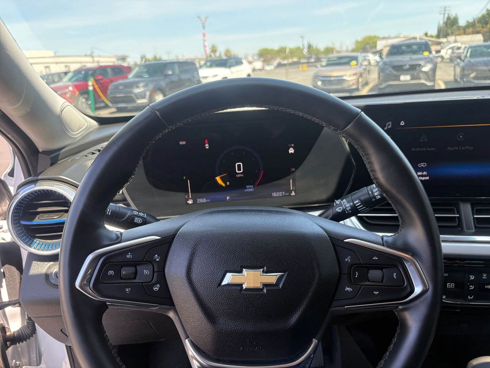 Thumbnail: 2025 Chevrolet Trax - 27