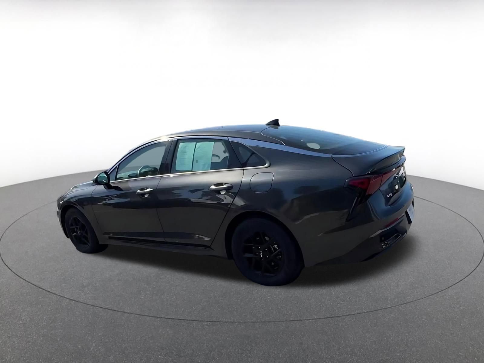 Thumbnail: 2025 Kia K5 - 10