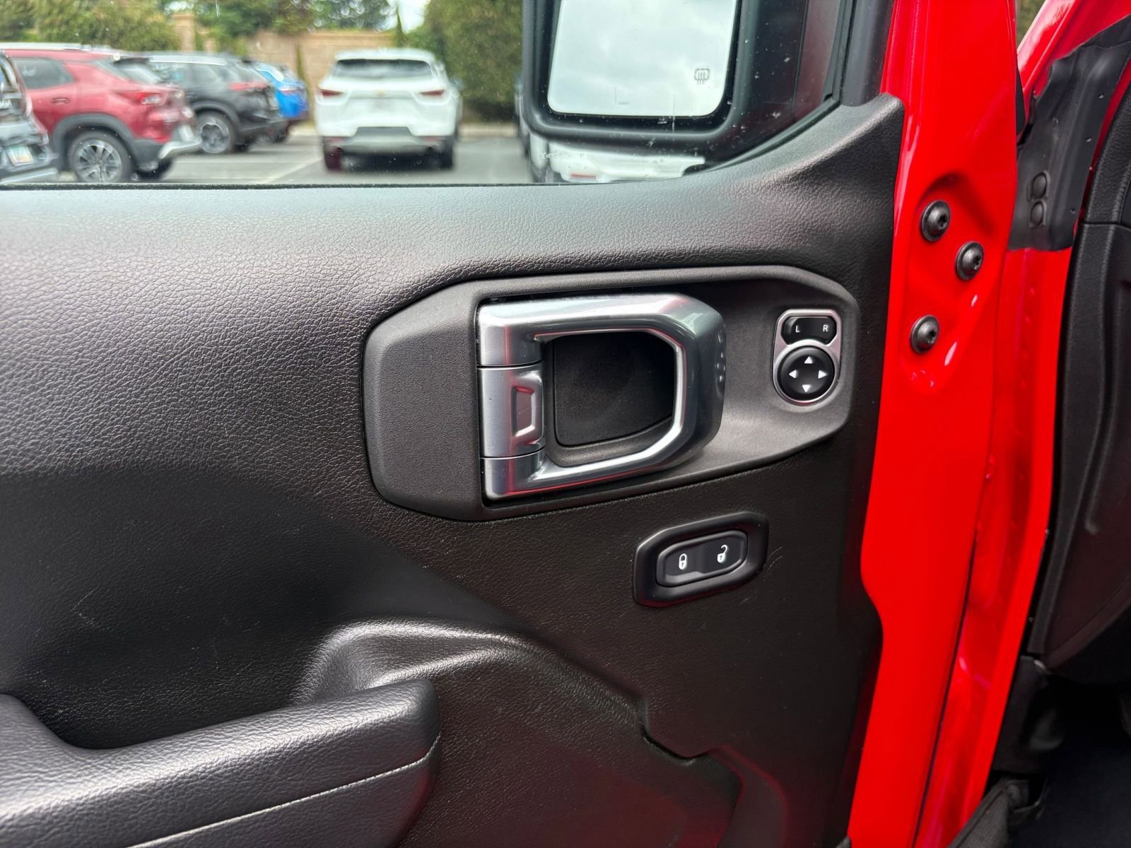 Thumbnail: 2025 Jeep Wrangler - 18