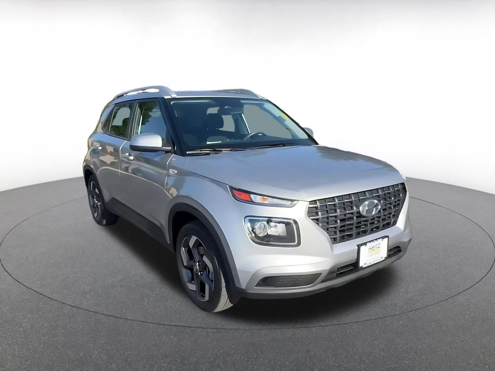 Thumbnail: 2025 Hyundai Venue - 3