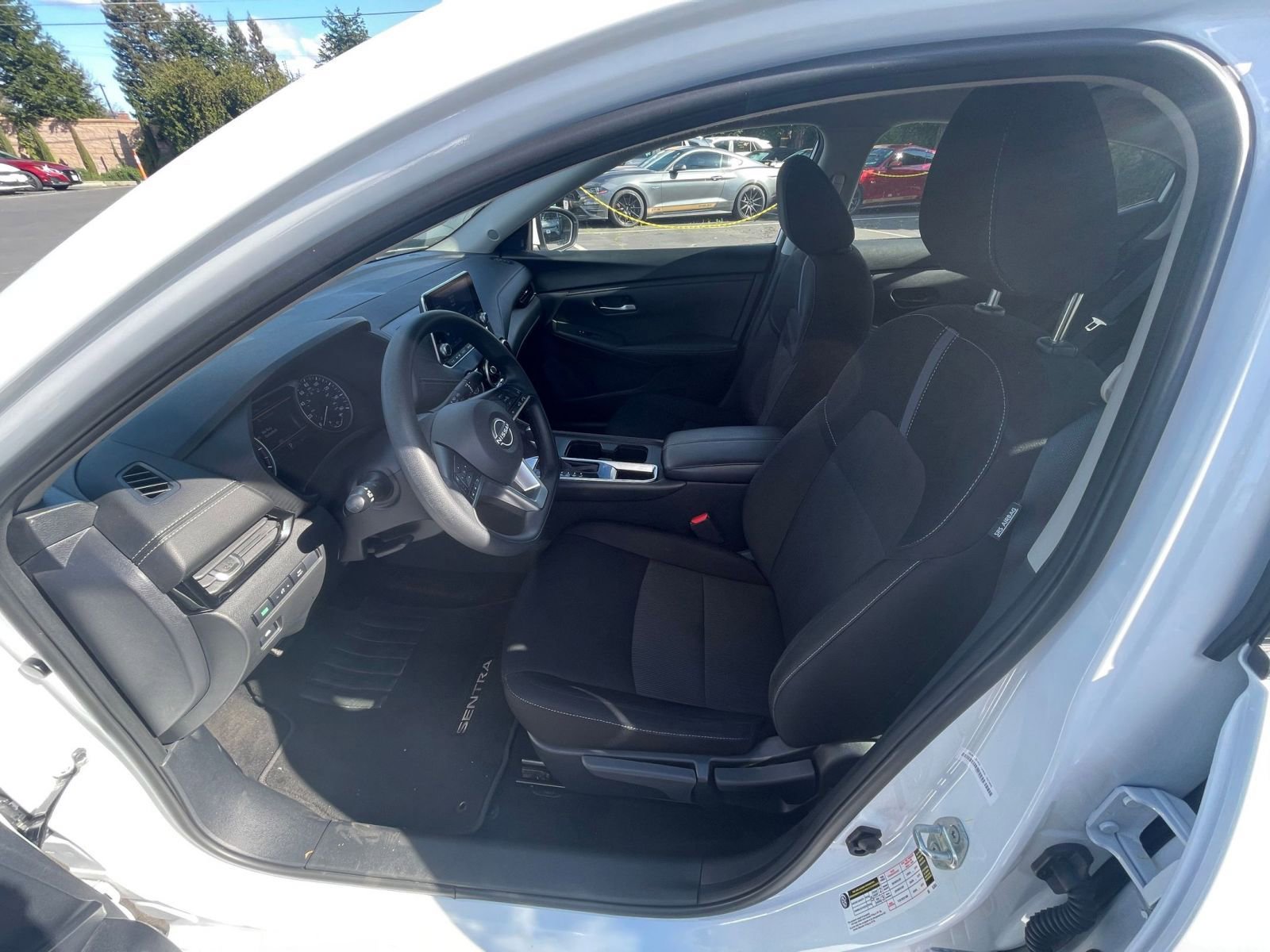 Thumbnail: 2025 Nissan Sentra - 25