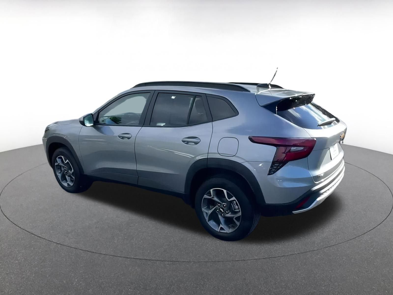 Thumbnail: 2025 Chevrolet Trax - 10