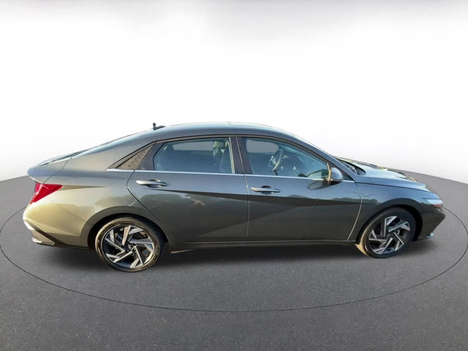 Thumbnail: 2025 Hyundai Elantra - 16