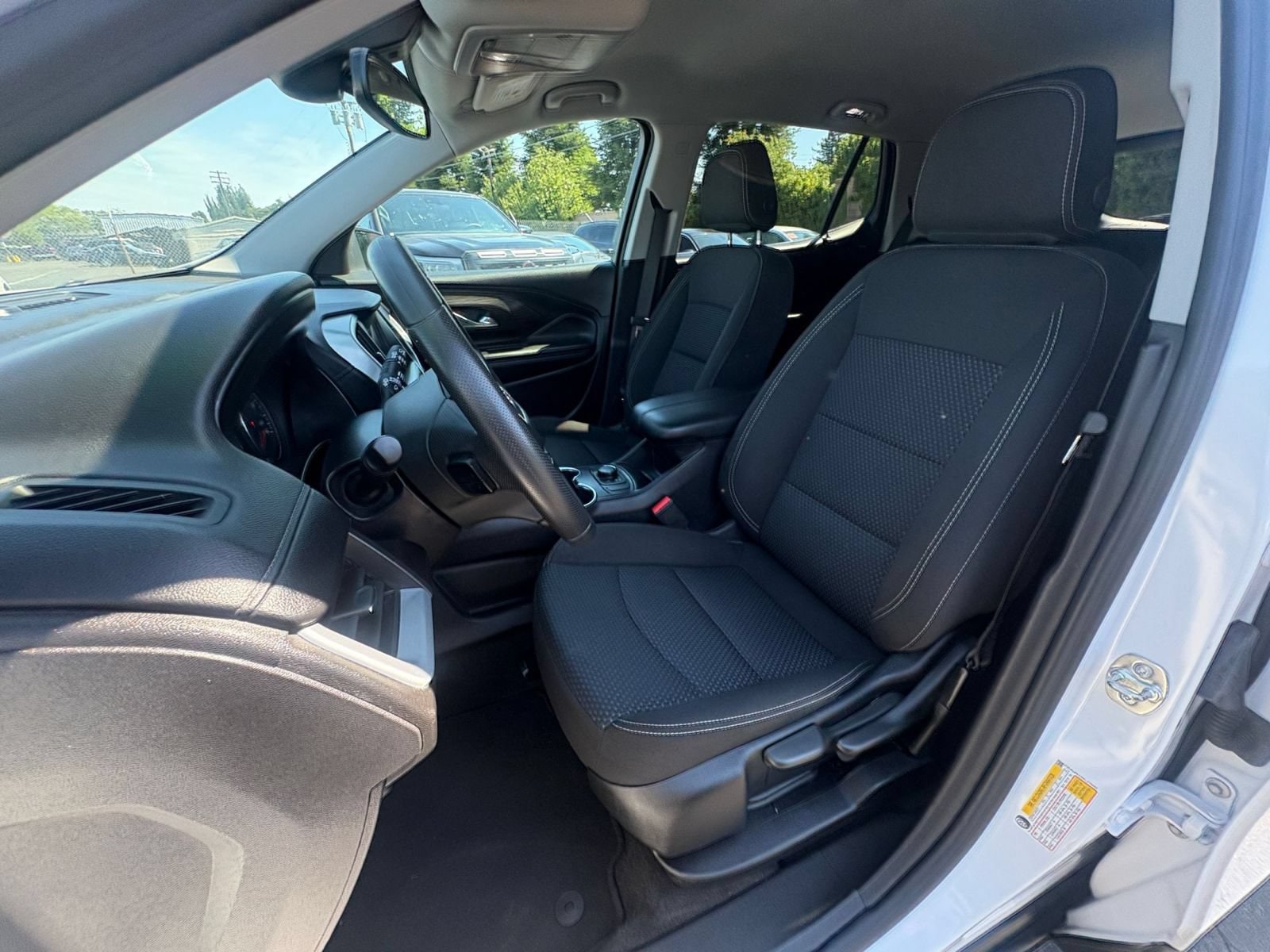 Thumbnail: 2024 GMC Terrain - 32