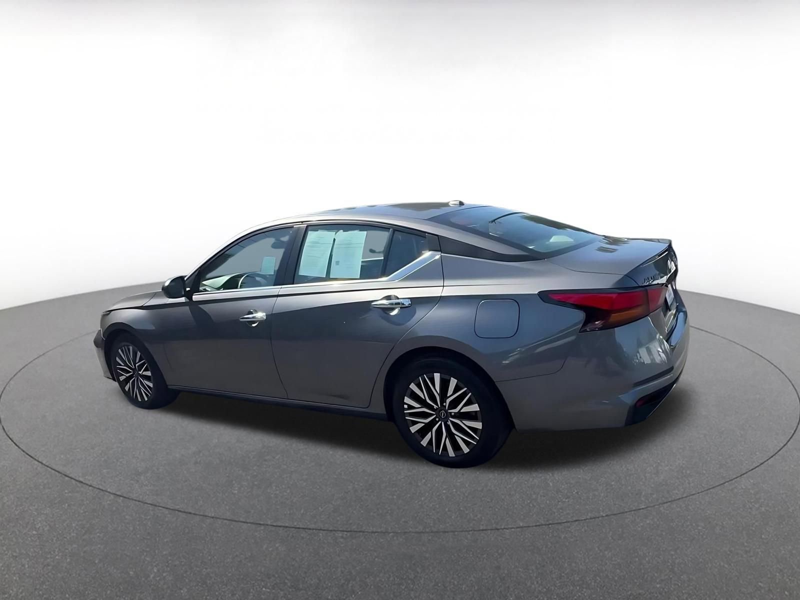 Thumbnail: 2025 Nissan Altima - 10