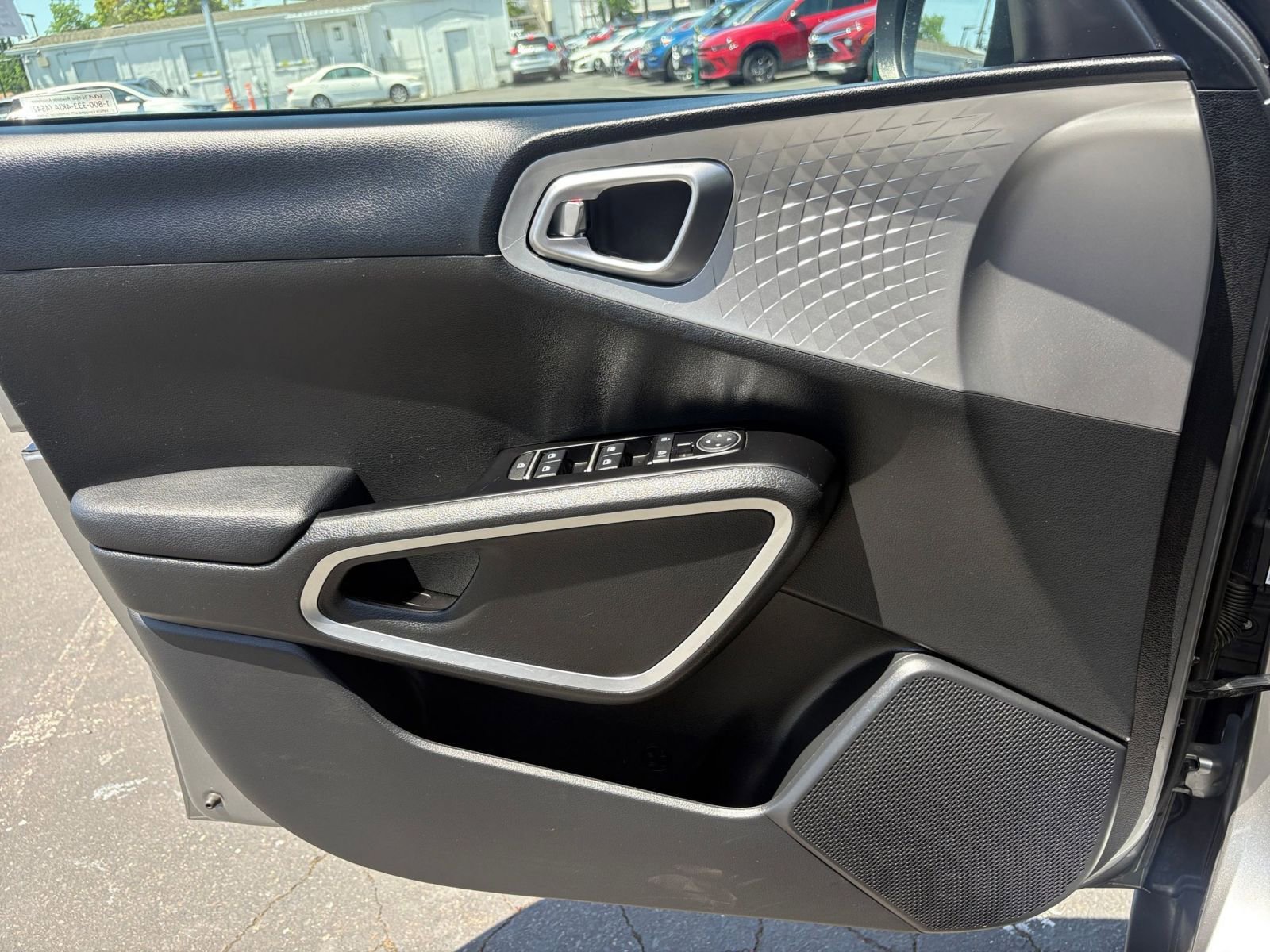 Thumbnail: 2025 Kia Soul - 18