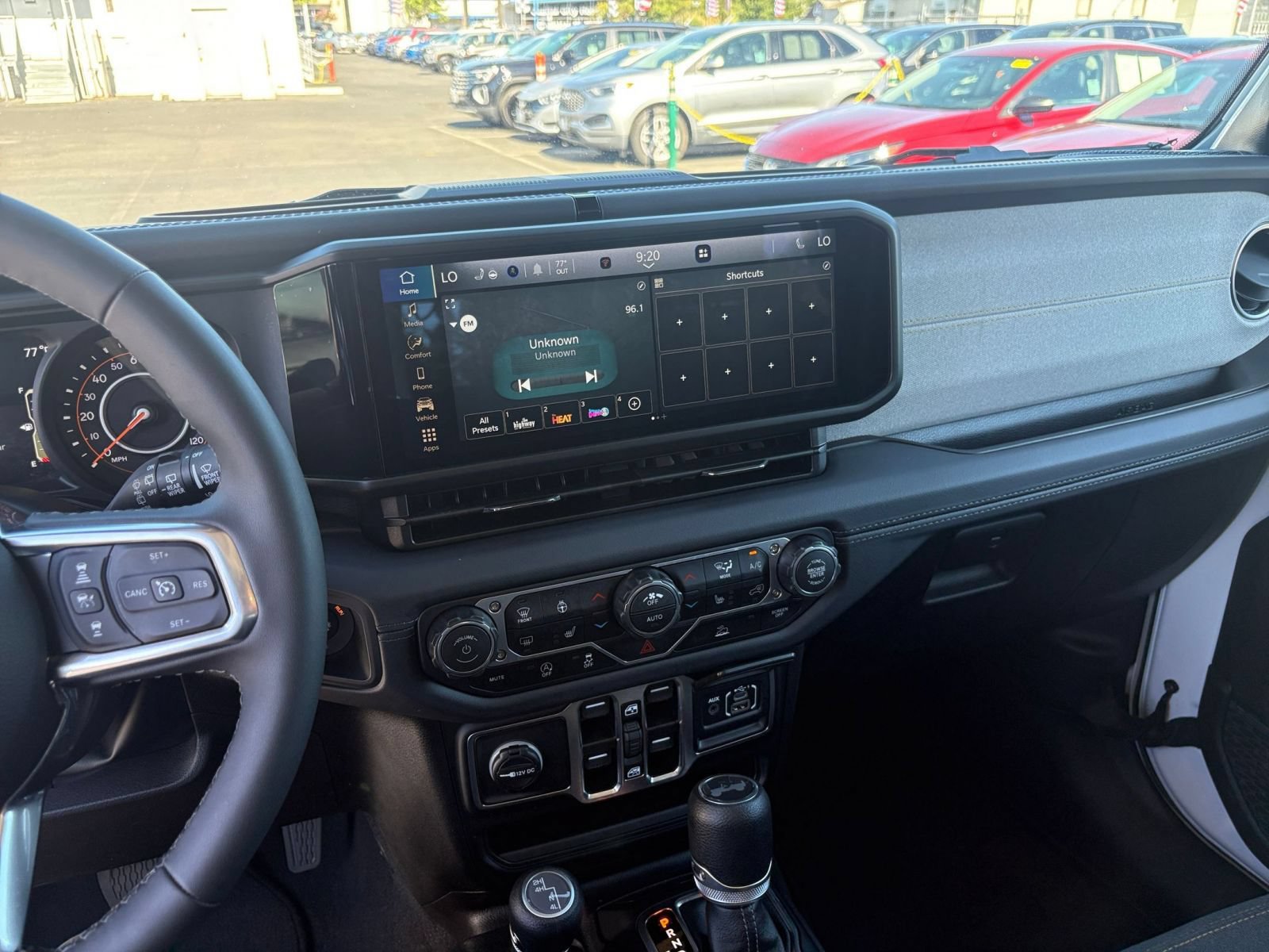 Thumbnail: 2025 Jeep Wrangler - 17