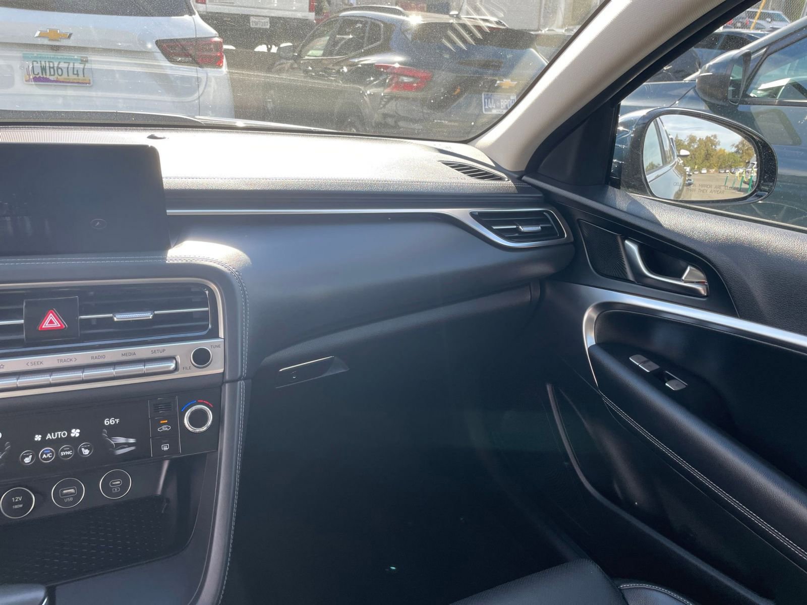 Thumbnail: 2025 Genesis G70 - 35