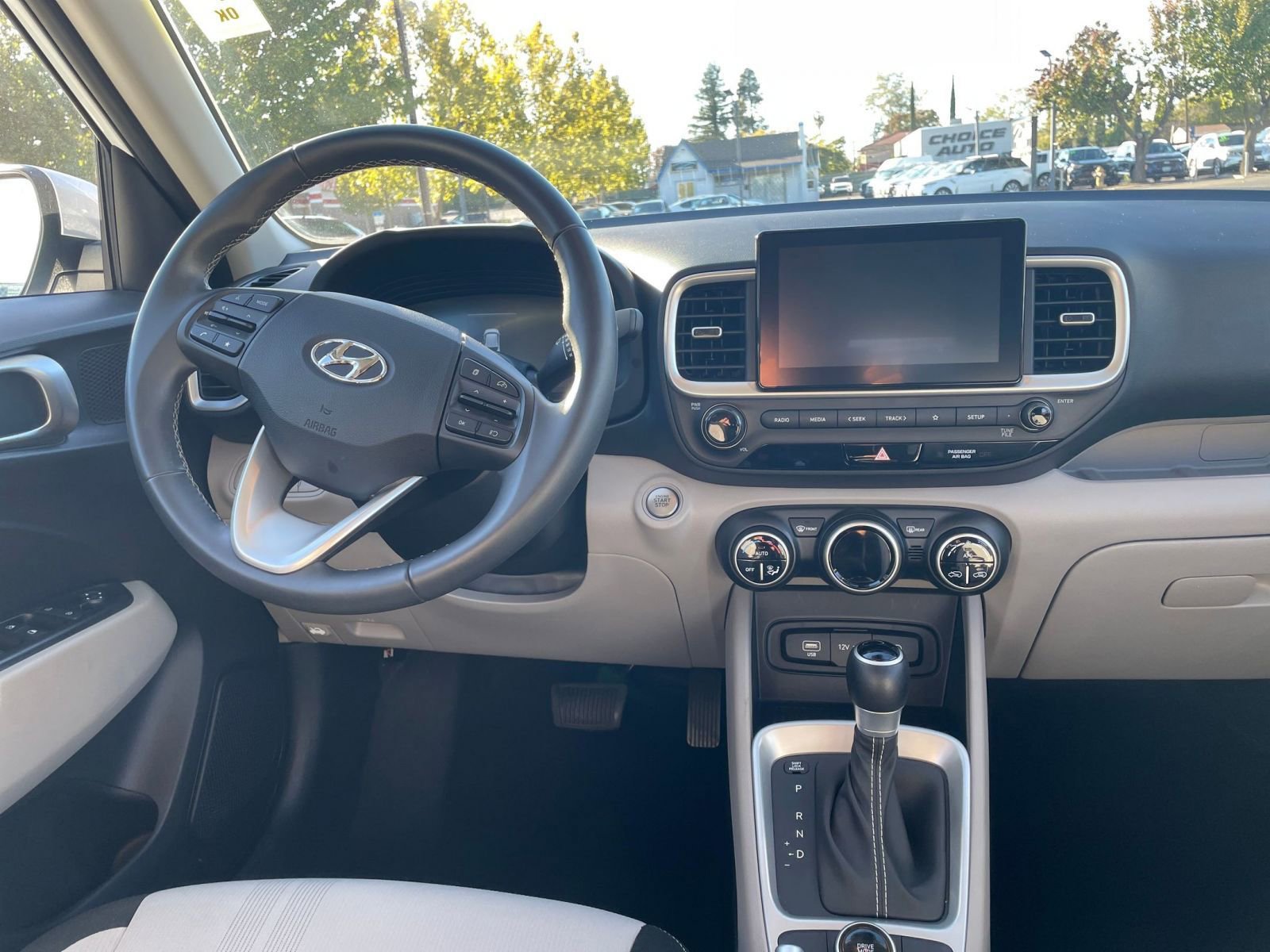 Thumbnail: 2025 Hyundai Venue - 33