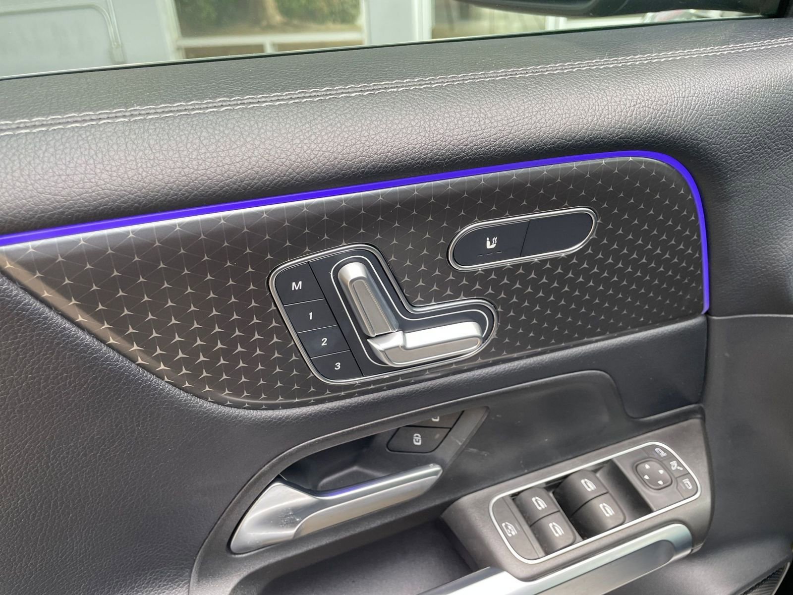 Thumbnail: 2024 Mercedes-Benz GLB - 25