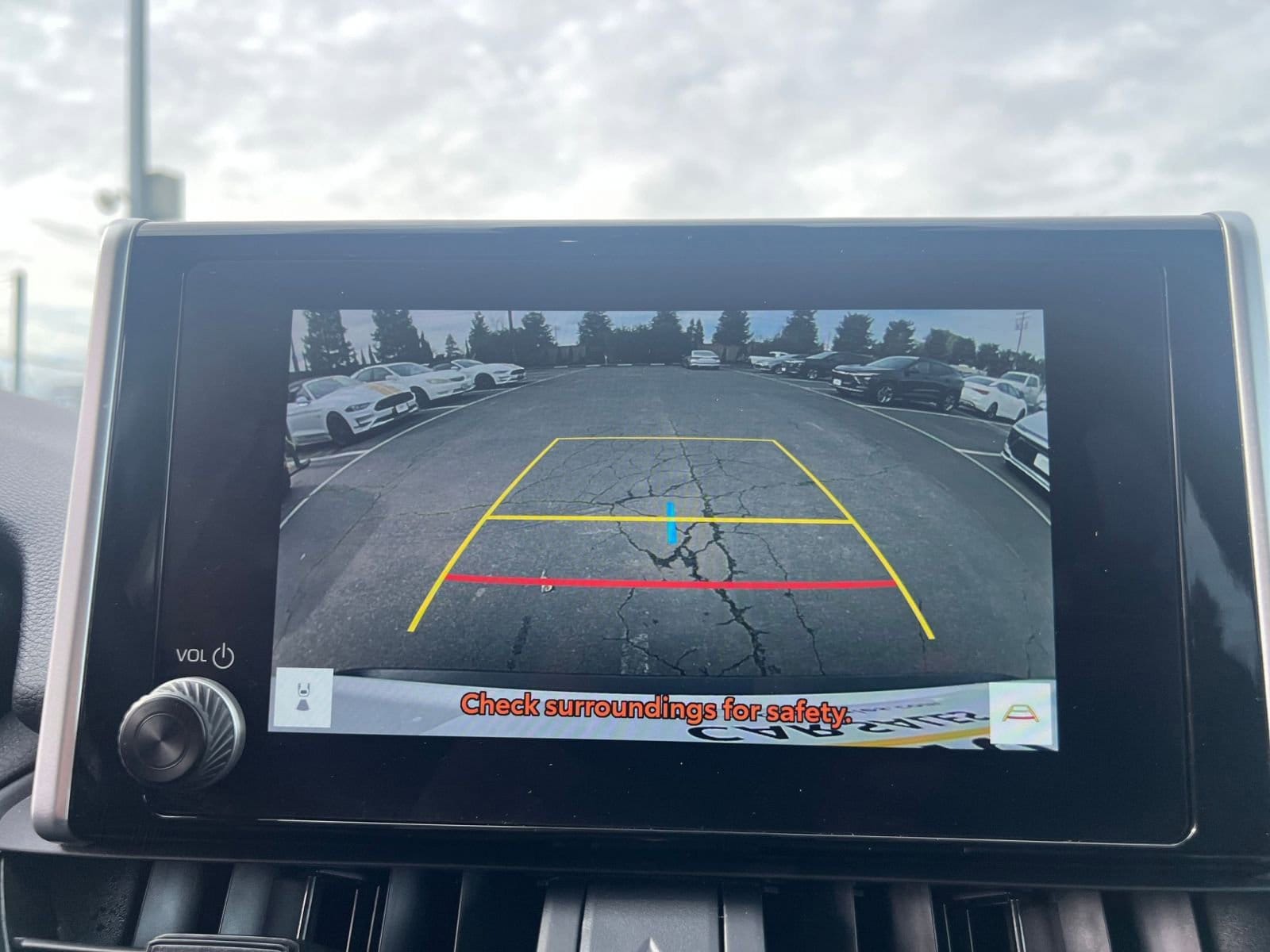 Thumbnail: 2025 Toyota RAV4 - 17