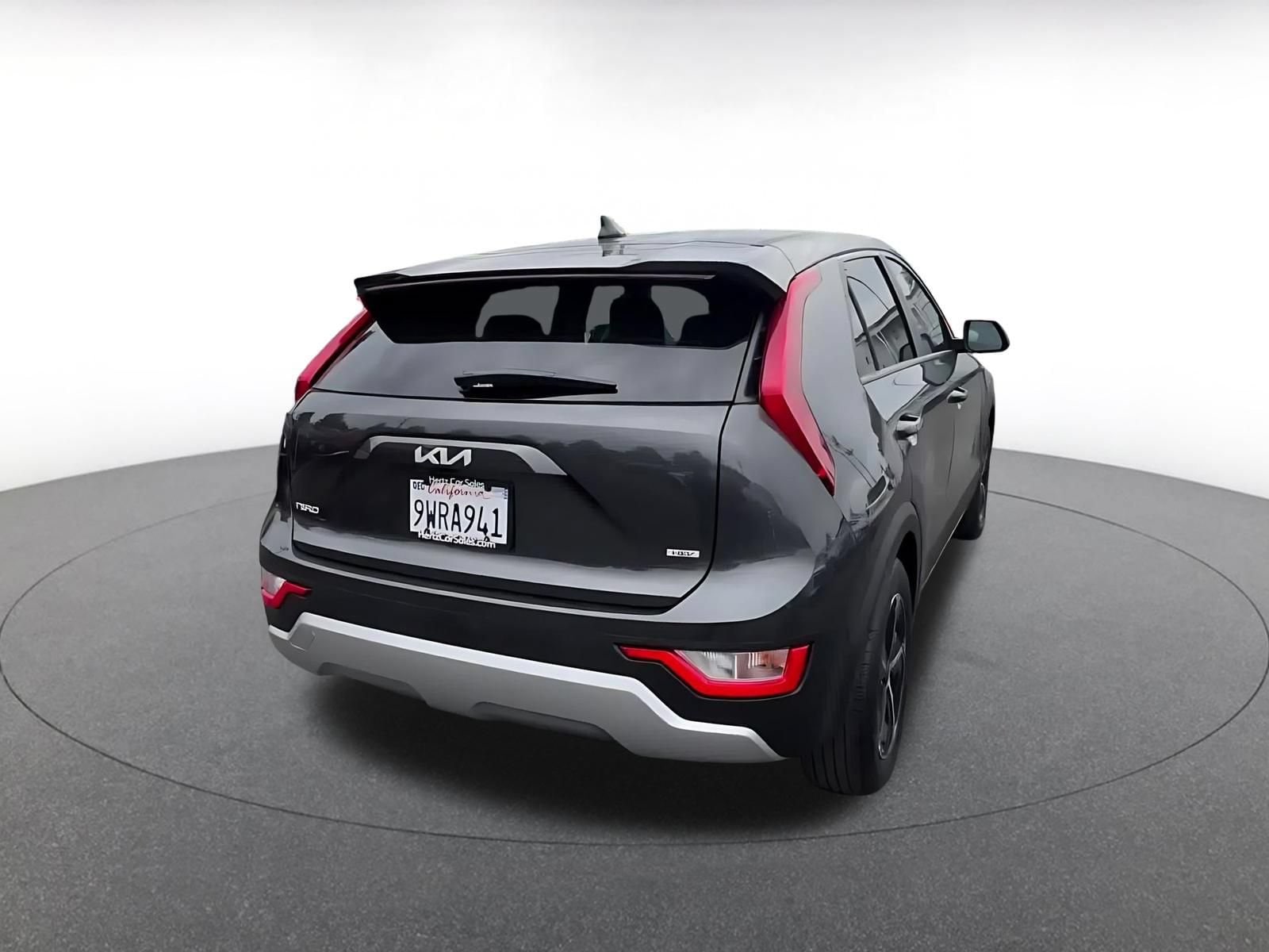 Thumbnail: 2026 Kia Niro - 14
