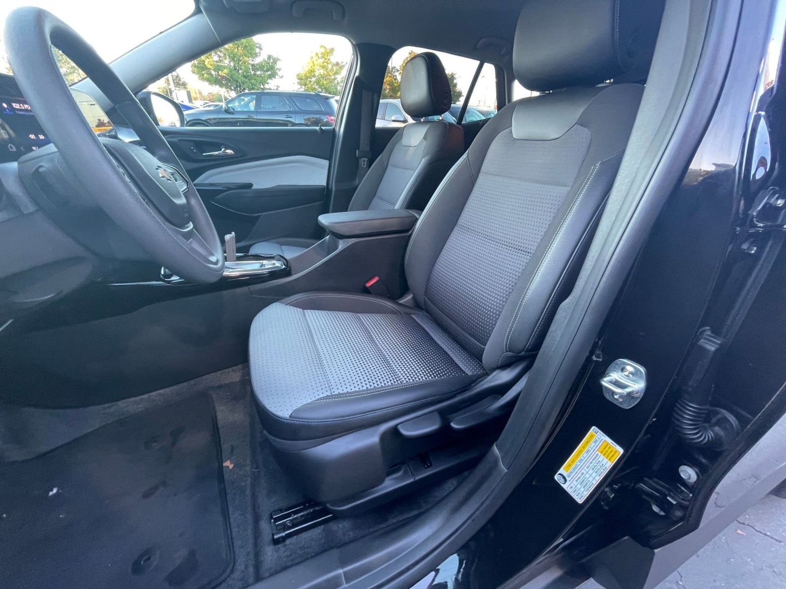 Thumbnail: 2025 Chevrolet Trax - 30