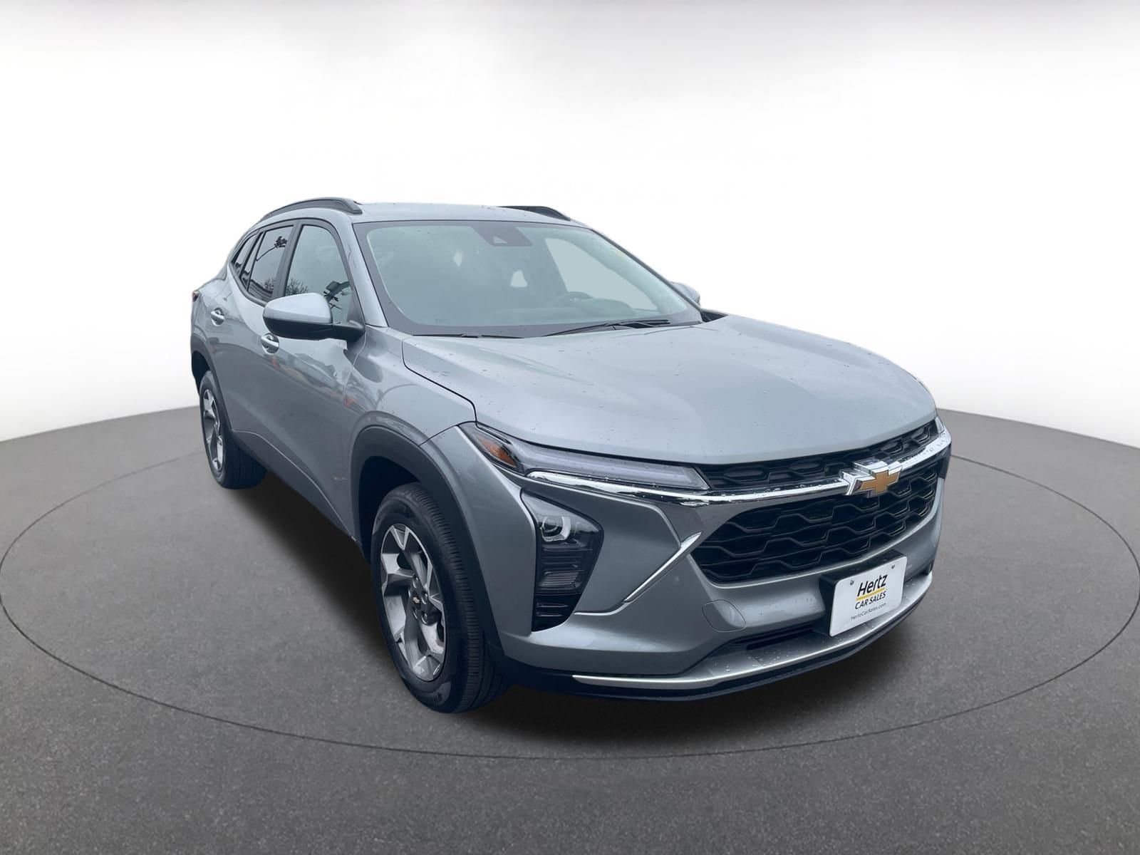 Thumbnail: 2025 Chevrolet Trax - 1