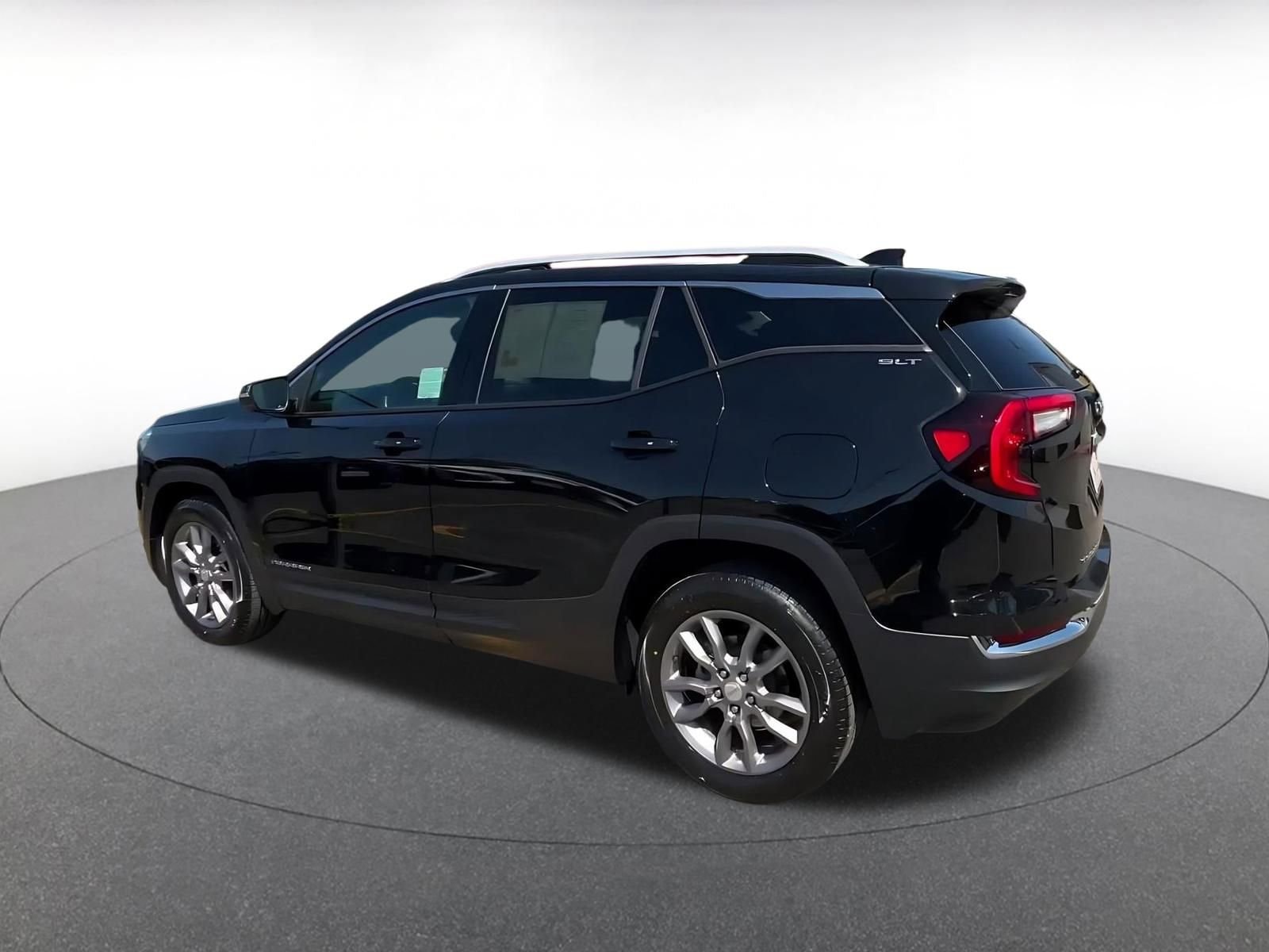 Thumbnail: 2024 GMC Terrain - 10