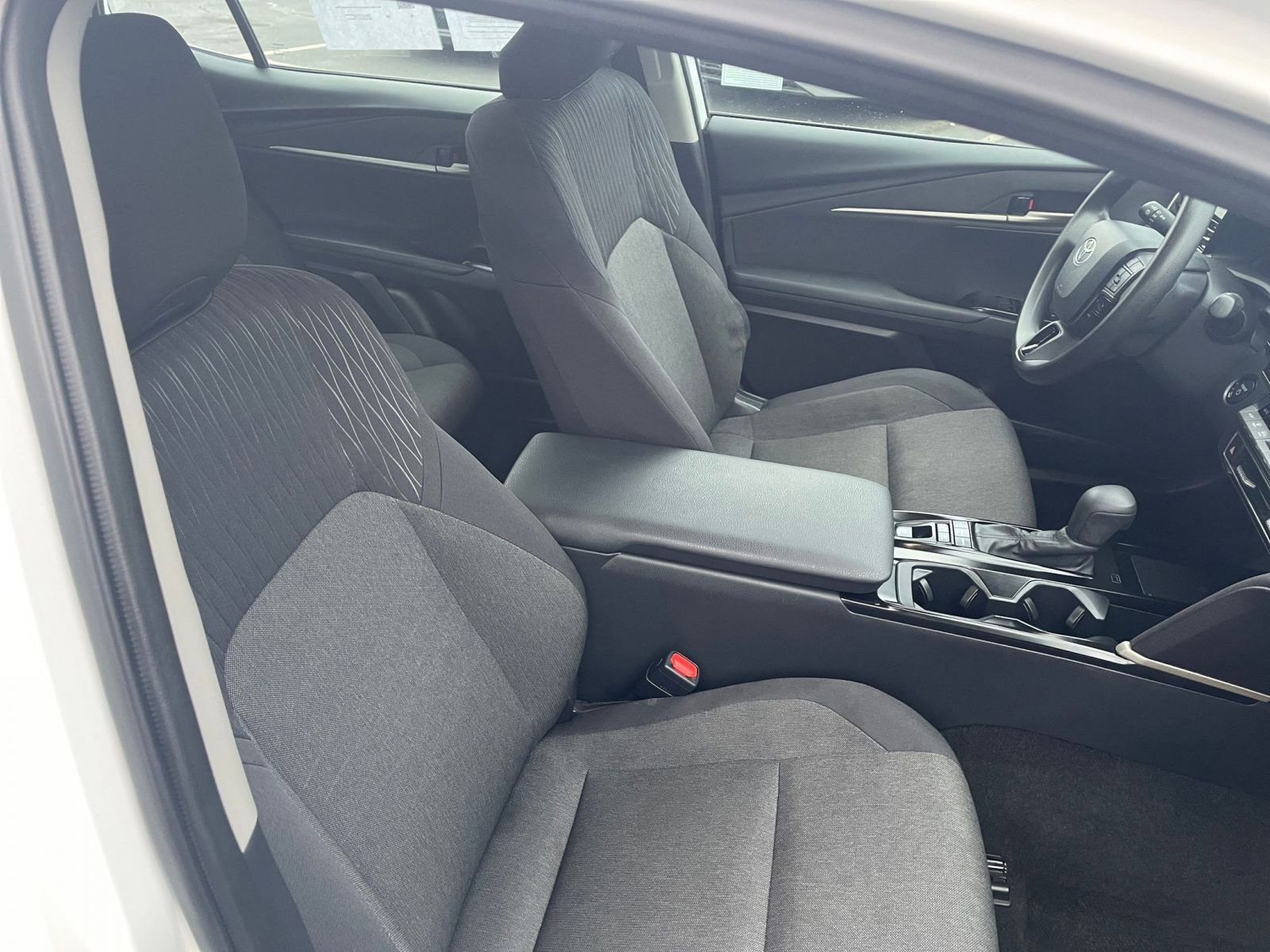 Thumbnail: 2025 Toyota Camry - 30