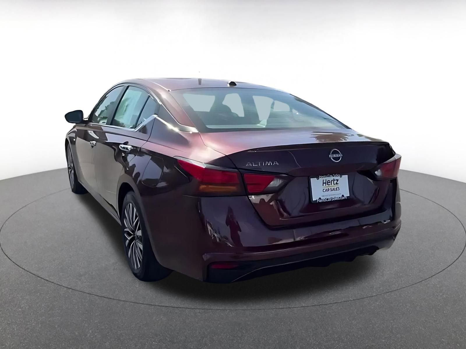 Thumbnail: 2025 Nissan Altima - 10