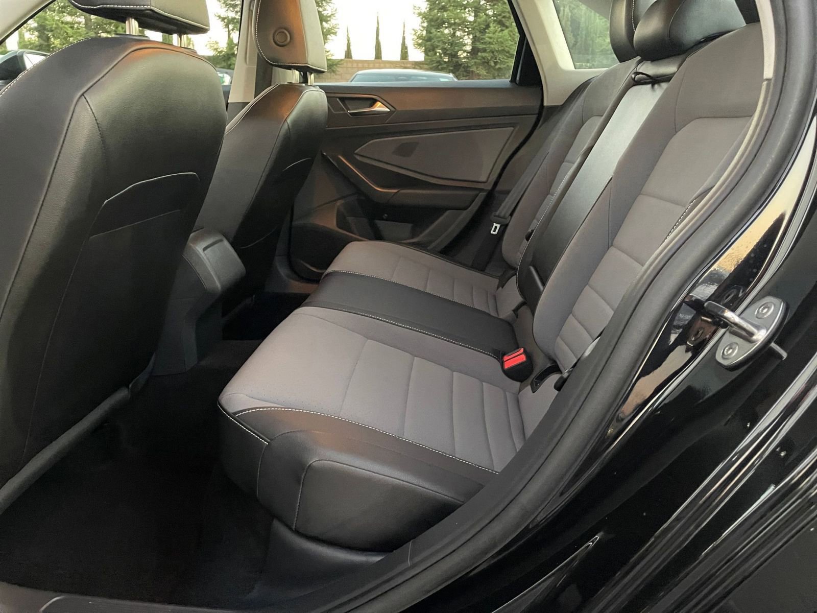 Thumbnail: 2025 Volkswagen Jetta - 21