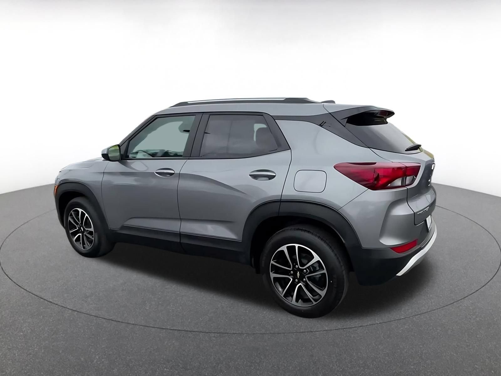 Thumbnail: 2025 Chevrolet TrailBlazer - 8